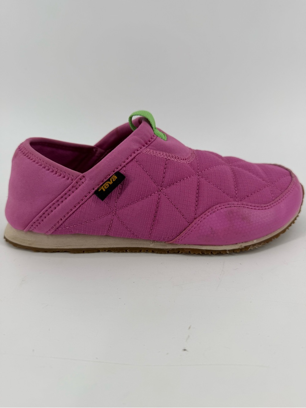 Teva Kids Pink Quilted Slip-On with Green Pull Tab Size 3